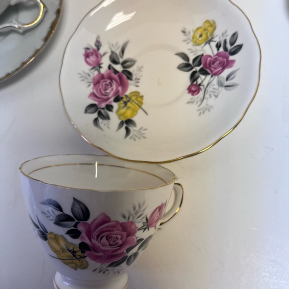 Teacup & Saucer set Royal Vale Bone China England Mothers Day Gifts Tea Lover - Picture 4 of 6